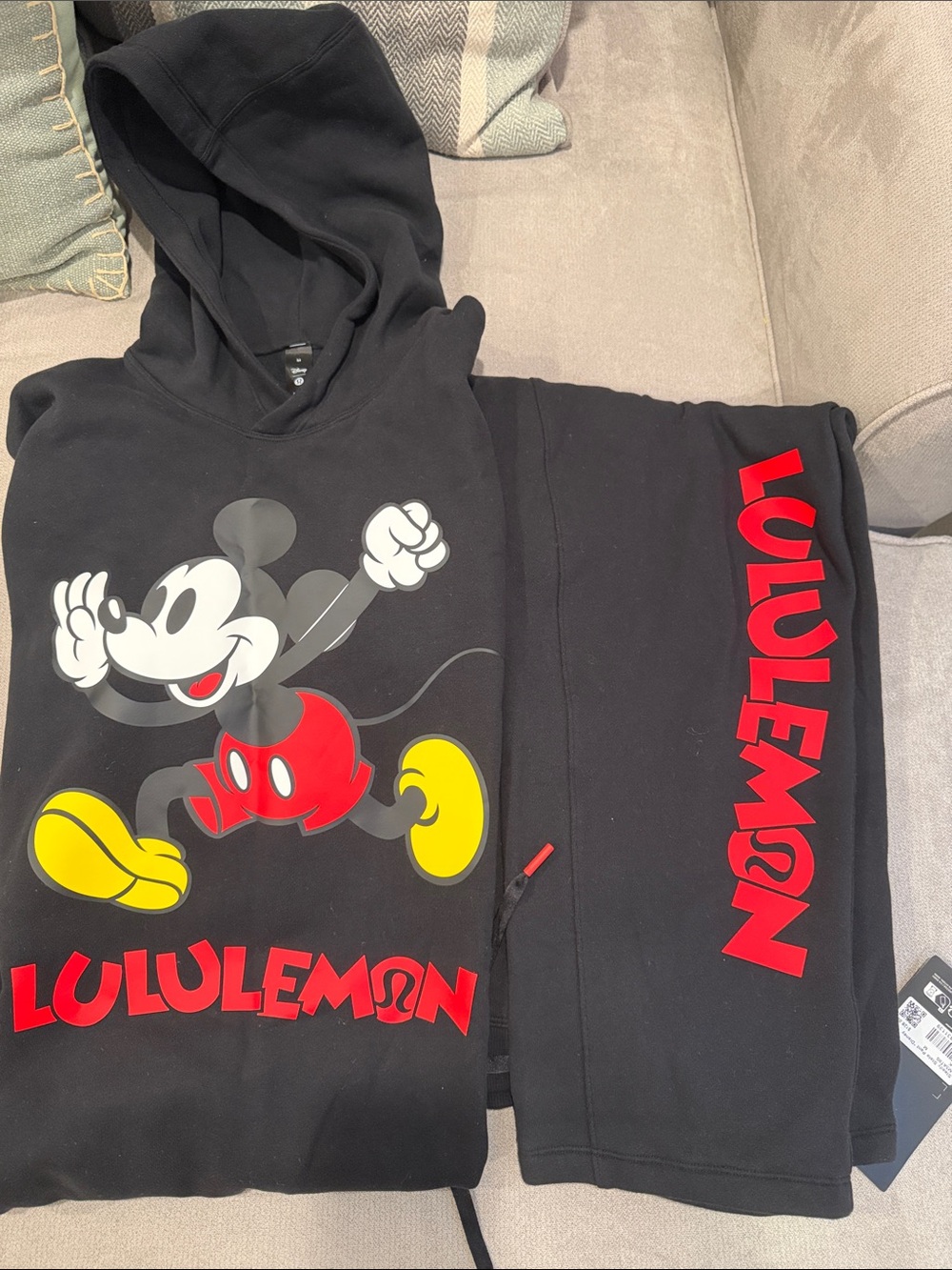 NWT lululemon athletica Black Men Mickey Mouse Hoodie/ pants Red & Yellow Accent